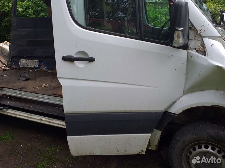 Двери мерседес спринтер