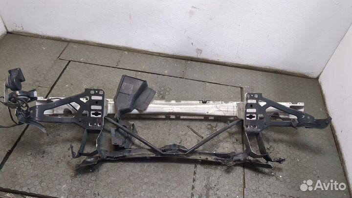 Усилитель бампера передний BMW 5 E60