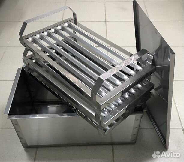 Мангалы, коптильни, шампуры