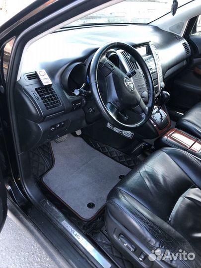 Индивидуальный пошив автоковриков из экокожи 3D