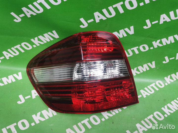 Фонарь задний Mercedes-Benz M-class