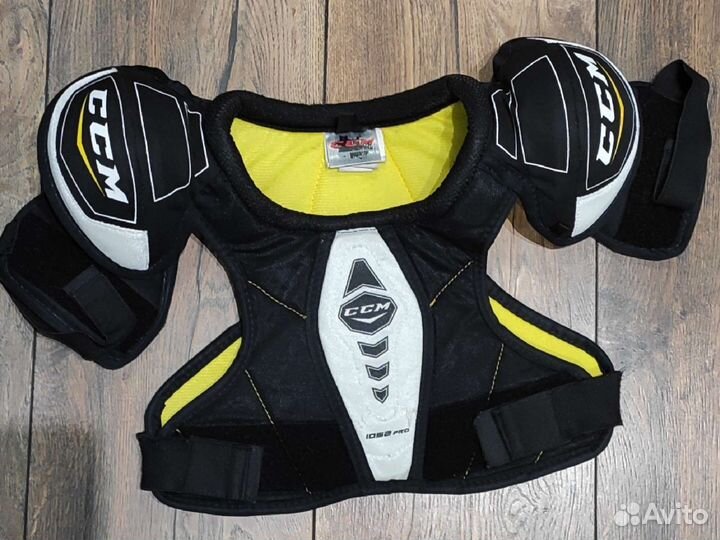 Нагрудник хоккейный