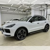 Porsche Cayenne 3.0 AT, 2019, 61 000 км, с пробегом, цена 7 790 000 руб.