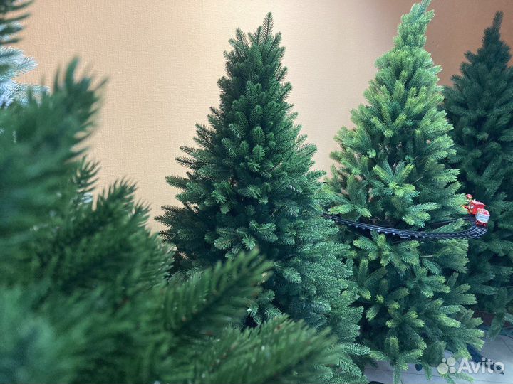 Ёлка исскуственная 
