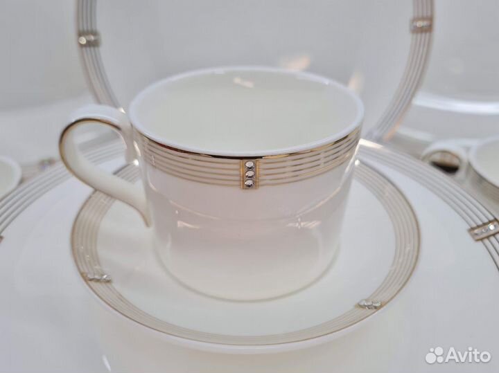 Посуда серии style шикарная со стразами