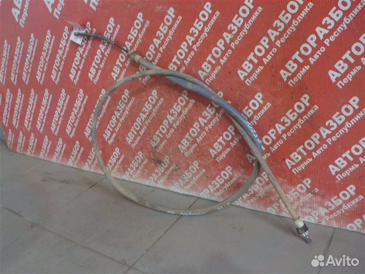 Трос ручника задний правый Renault Sandero 2