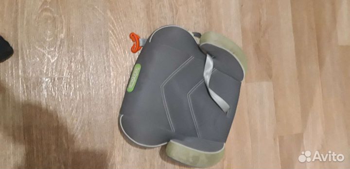 Автокресло бустер,поджопник