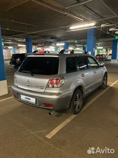 Mitsubishi Outlander, 2003