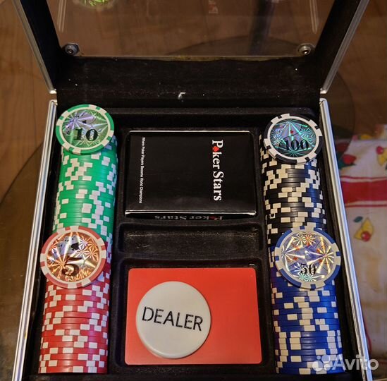 Наборы для покера,100,200 фишек,продажа