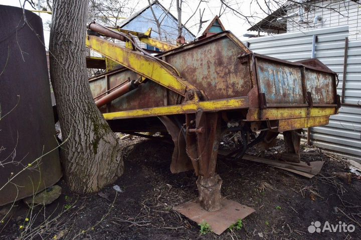 Самопогрузчик контейнеровоз