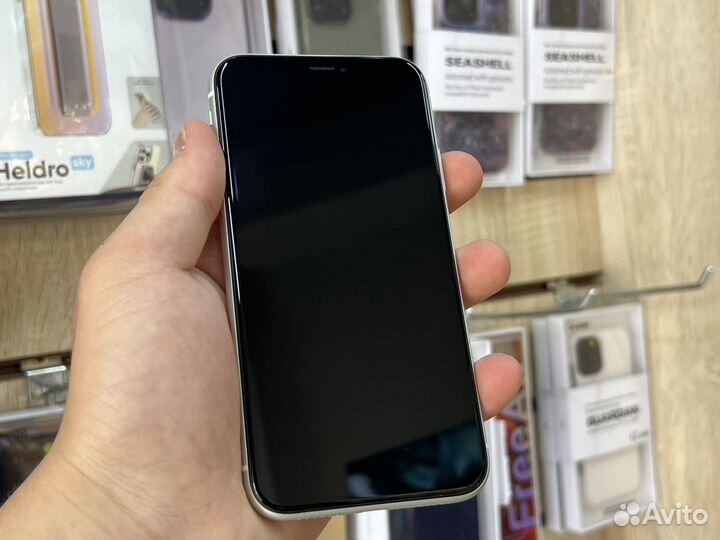 iPhone Xr, 64 ГБ