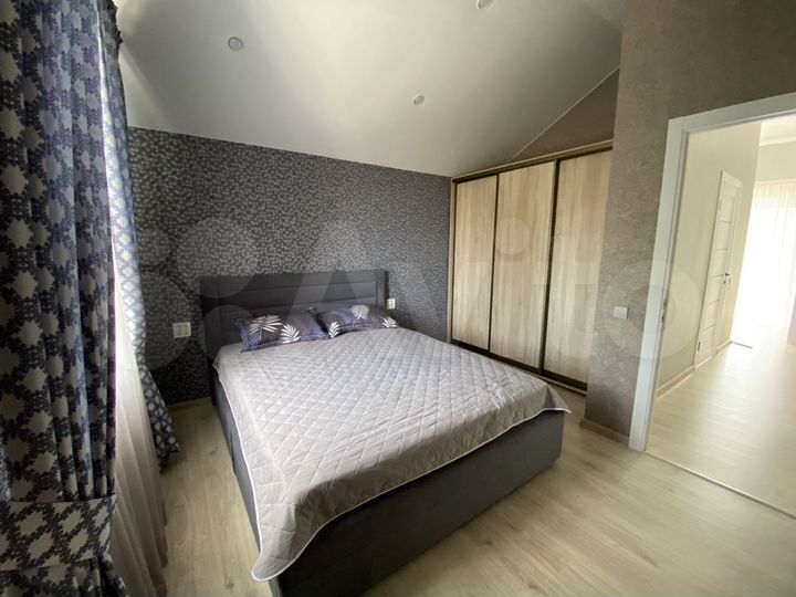 Дом 160 м² на участке 7 сот.