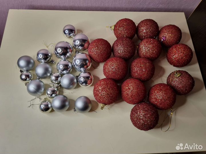 Большой набор ёлочных игрушек, 3 гирлянды