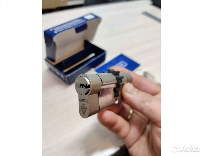 Вскрытие замков / Приеду 30 Мин 24/7 Замена Замков