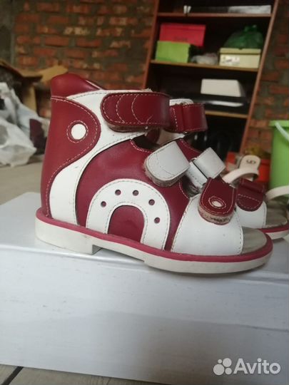 Босоножки для девочки 26 размер