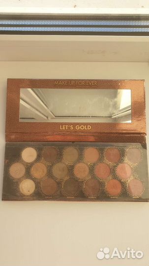 Тени для век паллетка