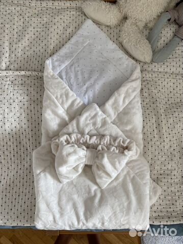 Конверт на выписку летний как новый