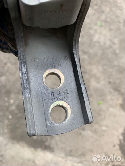 Петля двери передней левая Lifan Smily LF479Q3-B