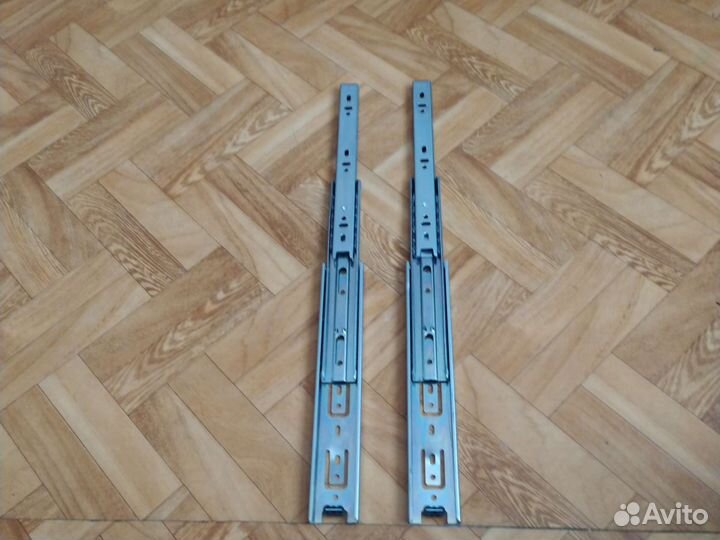 Направляющие для выдвижных ящиков