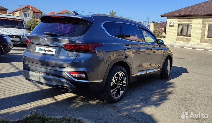 Hyundai Santa Fe 2.0 AT, 2019, 100 000 км