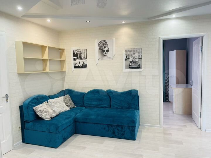 2-к. квартира, 60 м², 1/9 эт.