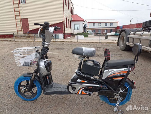 Продаëтся новый электроскутер купить в Екатеринбурге | Транспорт | Авито
