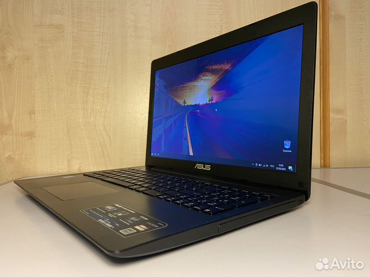 Ноутбук Asus для учёбы