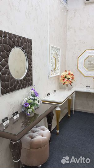 Косметические столы