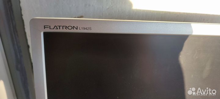 Монитор lg flatron l1942s