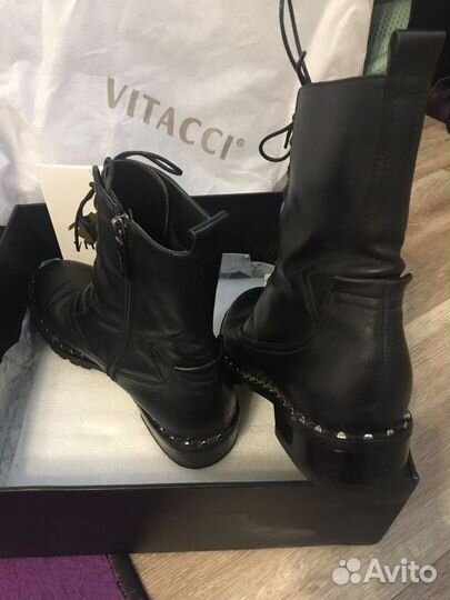 Ботинки женские 39 размер Vitacci