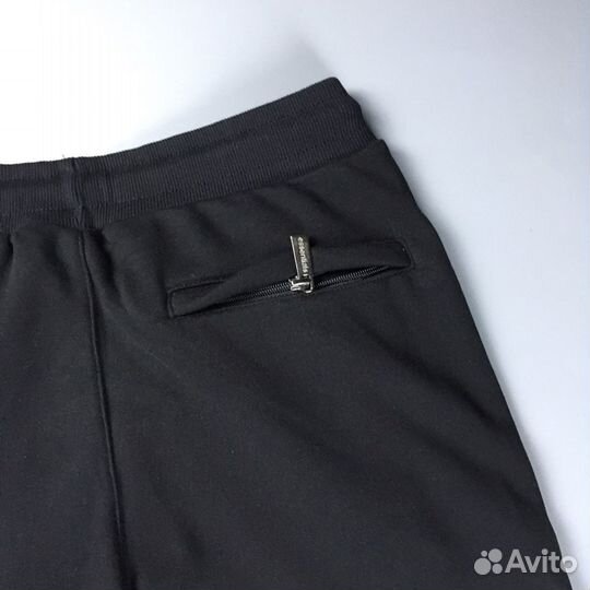 Спортивный костюм essentials