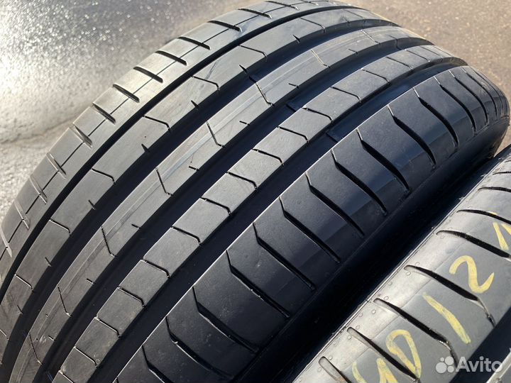 Pirelli P Zero PZ4 255/40 R21 102Y