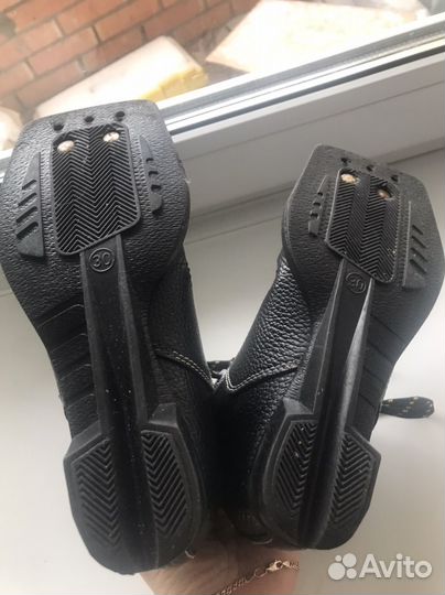 Лыжные ботинки