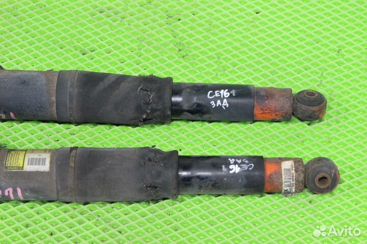 Амортизаторы задние Cadillac Escalade GMT800