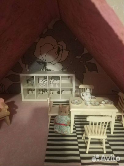 Деревянный дом для кукол ручная работа