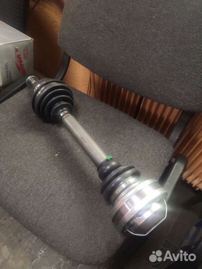 Привод левый полуось VW, Audi, Scoda, Seat