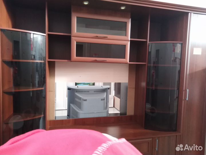 Стенка в гостиную бу