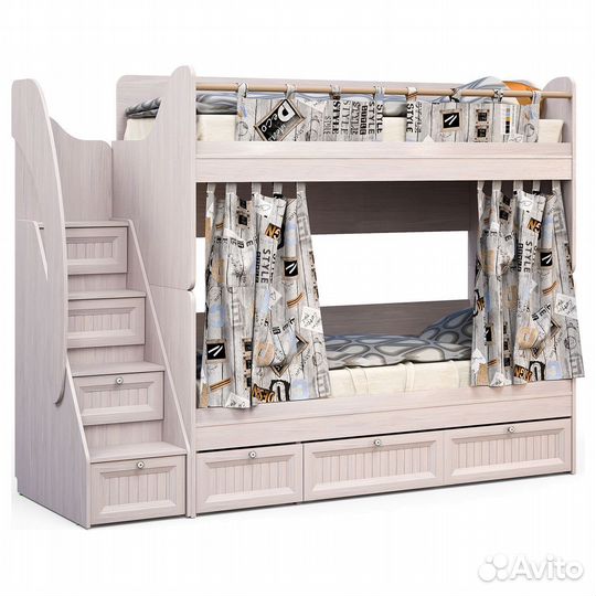 Детская мебель(Кровать двухъярусная +шкаф+стеллаж)