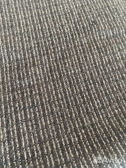 Три различных отреза ткани