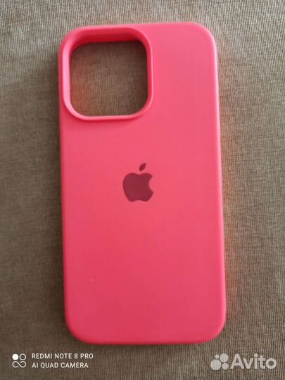 Чехол на iPhone 13 pro,хороший