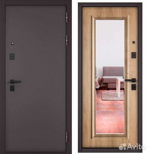 Дверь с зеркалом