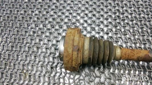 Привод задний правый volkswagen touareg 7L (COL10N