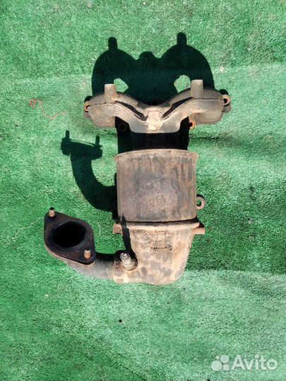 Выпускной коллектор с катализатором Ford Fiesta