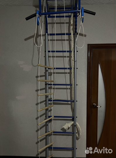 Шведская стенка с турником бу