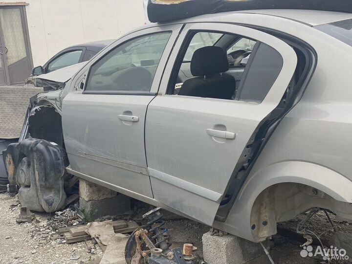 Авторазбор Opel Astra H Опель Астра