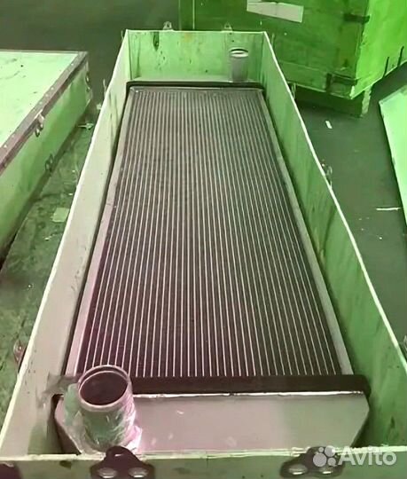 Hitachi EX60UR Водяной радиатор