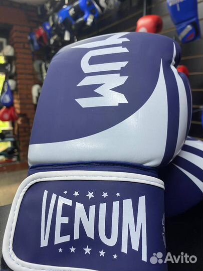 Боксерские перчатки Venum Blue