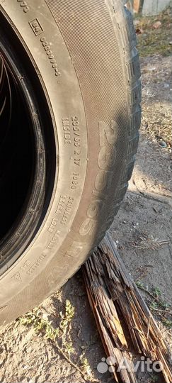 Continental VikingContact 8 235/65 R17