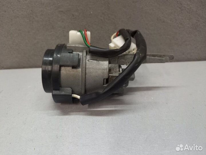 Замок зажигания Hyundai Solaris 2012