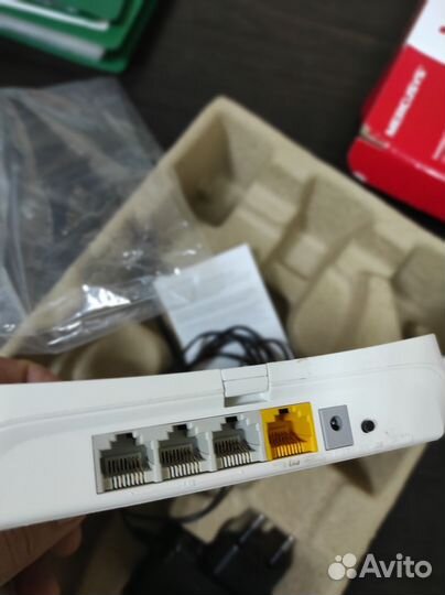 Роутер Mercusys MW305R